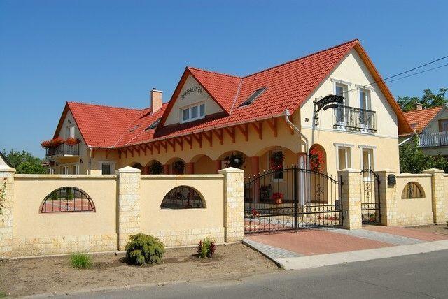 Harmonia Panzio Hotel ชารอชปาตัก ภายนอก รูปภาพ